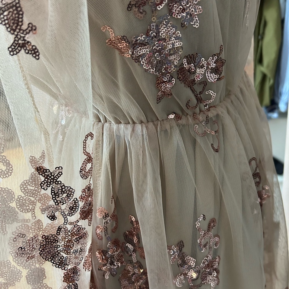 Chic Sequin Embellished Long Sleeve Dress - Picture 5 of 16
